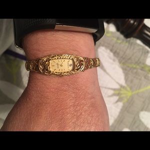 Geneva 10k gold filigree watch